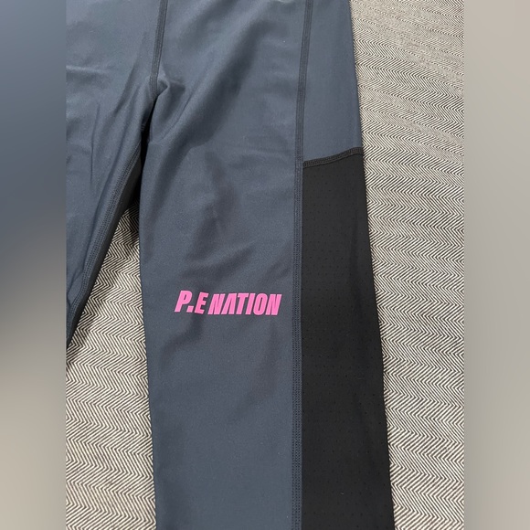 PE Nation Capri Leggings - Picture 6 of 11